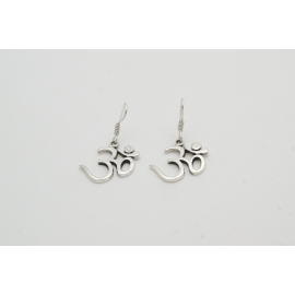 ARETES DE OM
